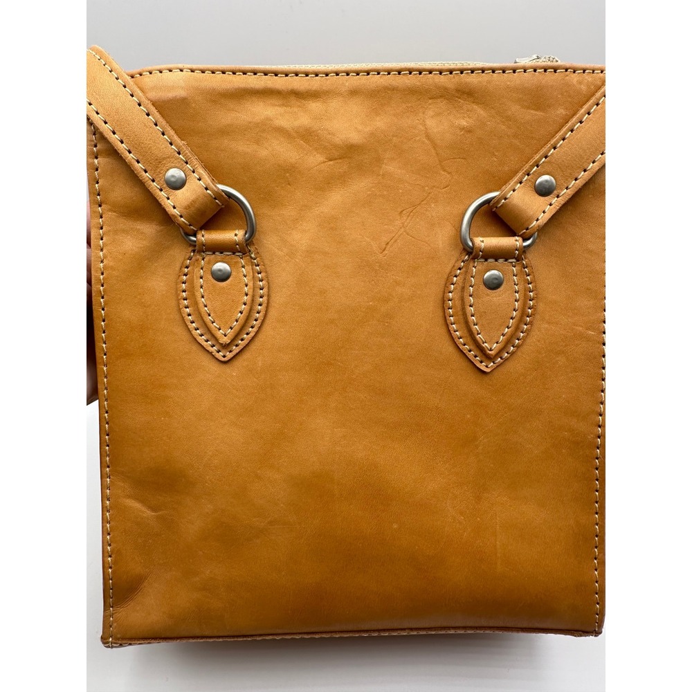 NWOT American West Shoulder Bag Womens Veg Tan Tooled Leather Studded Y2K - Picture 2 of 8